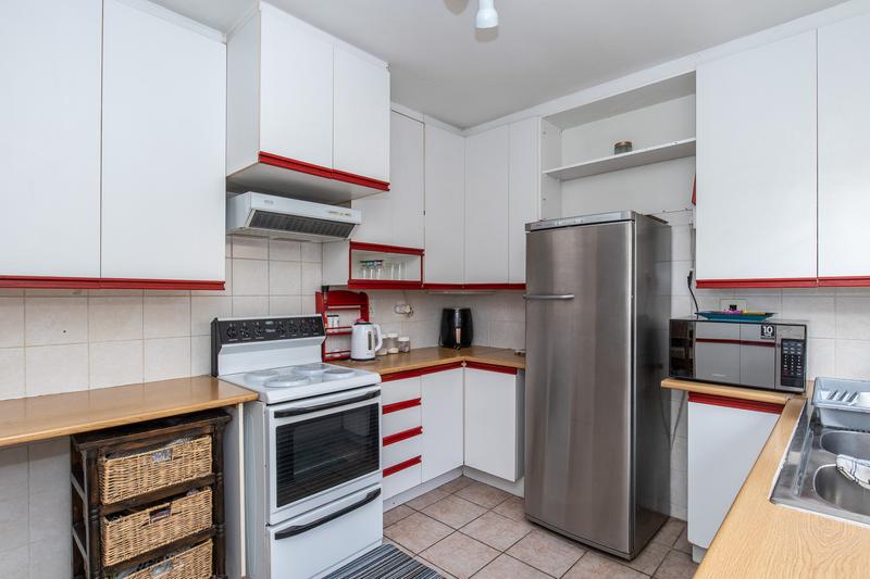 To Let 3 Bedroom Property for Rent in Kirstenhof Western Cape